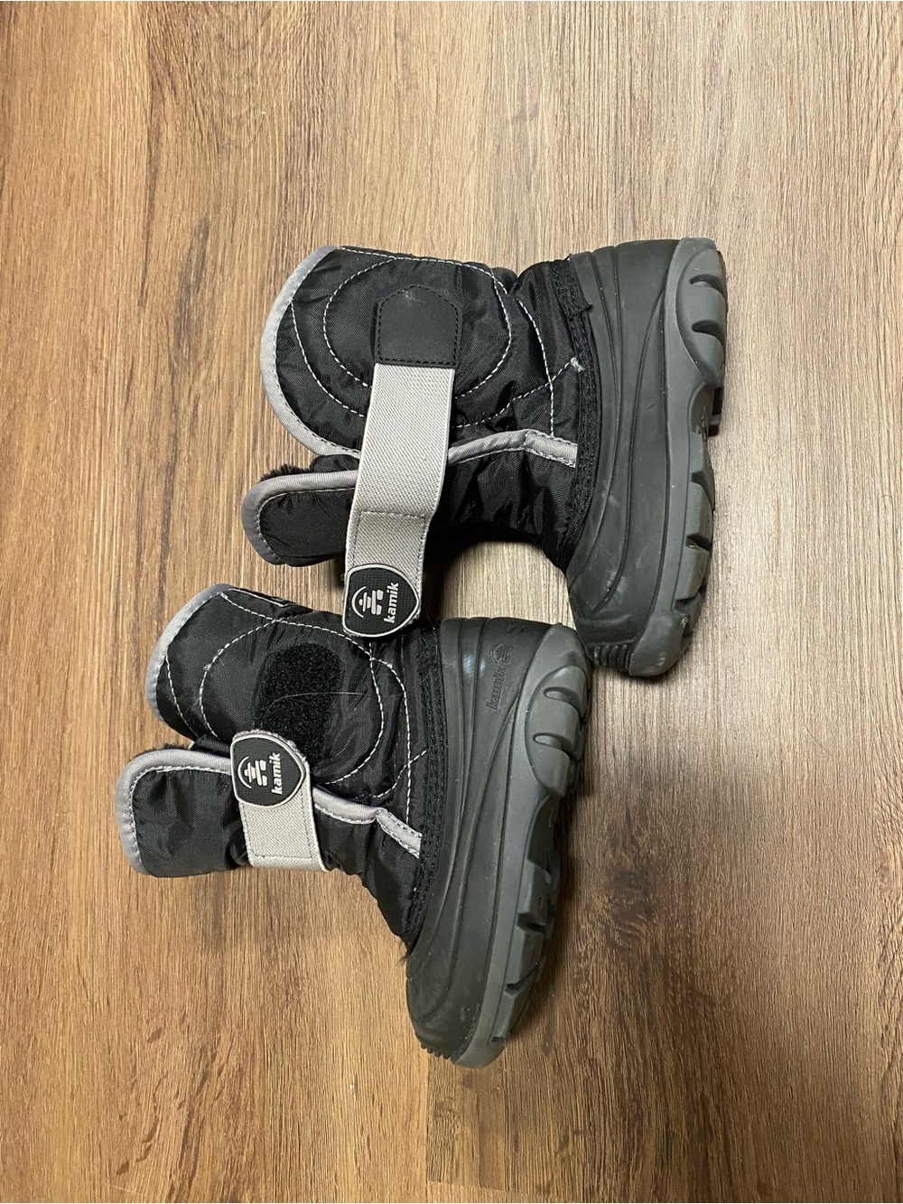 Kamik Black and Gray Kids Snow Boots with Hook-and-Loop Strap Size 7